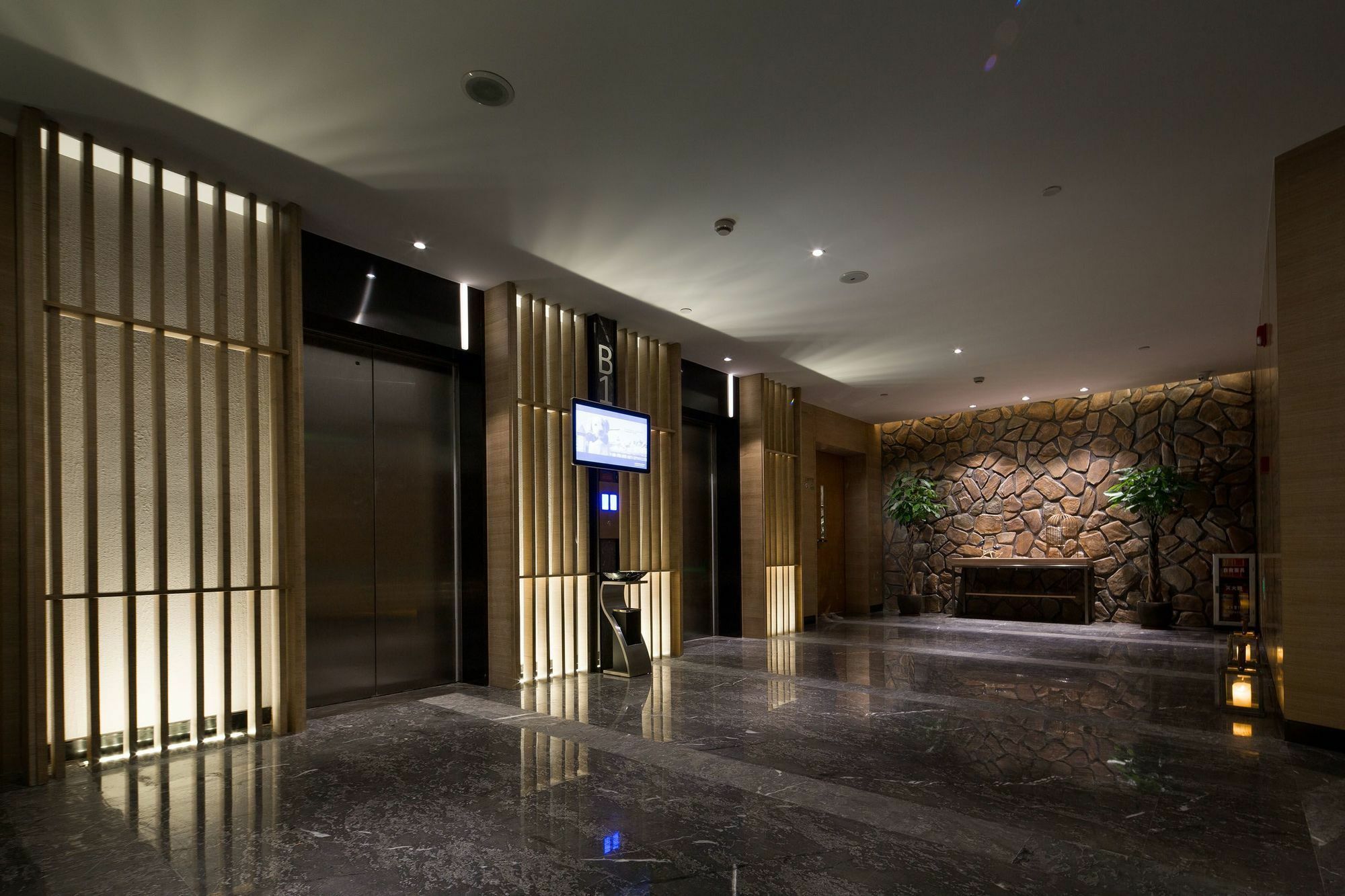 Swisstouches Residences Апартаменты Гуанчжоу